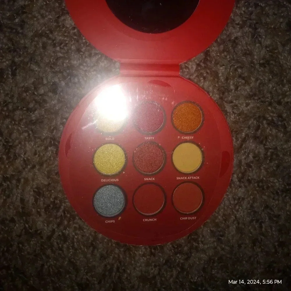 Doritos Eyeshadow Palette NEW